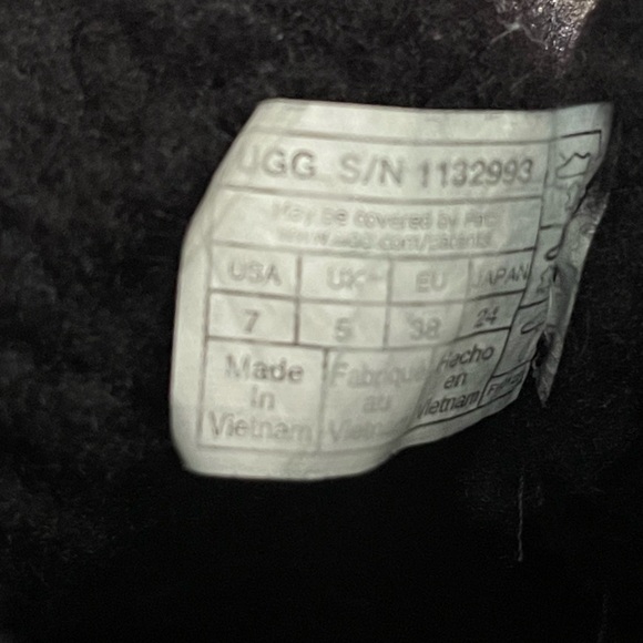 UGG Romely Short Buckle Boot Black Suede Fur Lined Women’s Size 7 - Picture 8 of 8